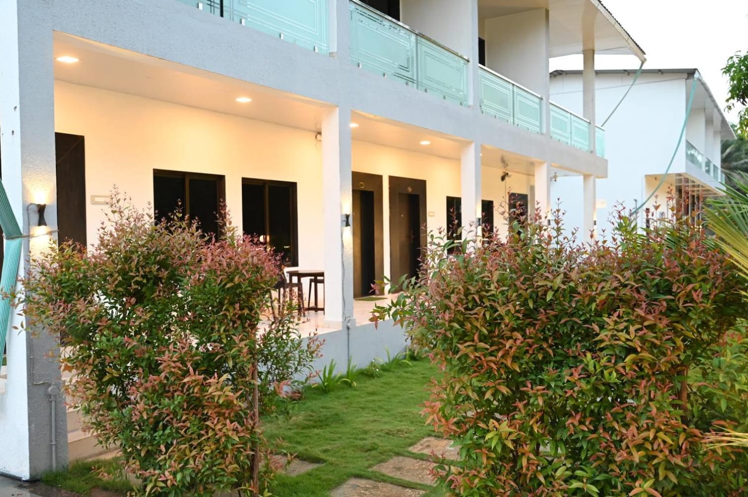 Golden Pearl Resort By Gemstone Hospitality Alibag Exterior foto